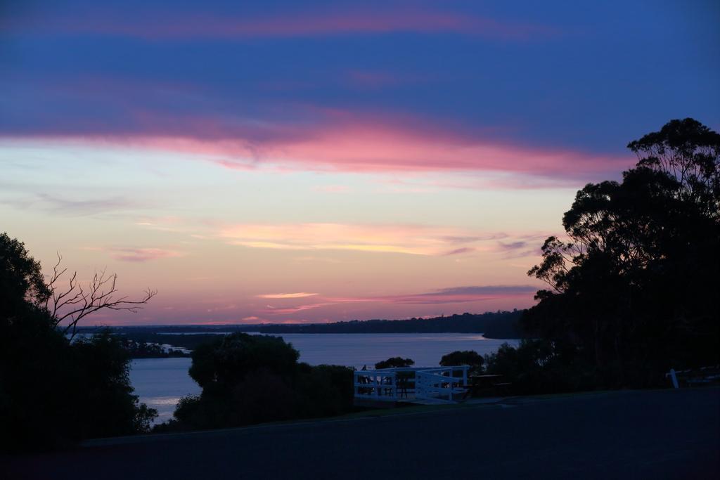 Ocean Views Motel Lakes Entrance Exterior foto